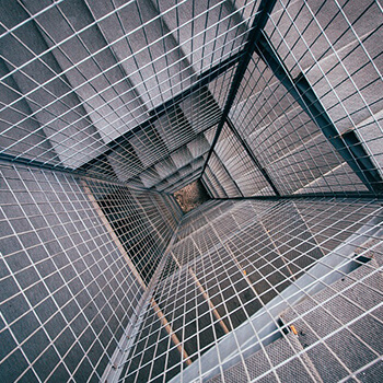 Kursy logistyki i zarządzania transportem: Klucz do sukcesu w nowoczesnej branży